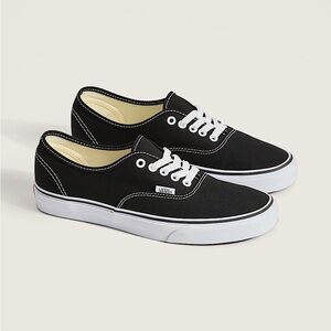 Vans Classic Black and White Canvas Sneakers W 8.5 / M 7